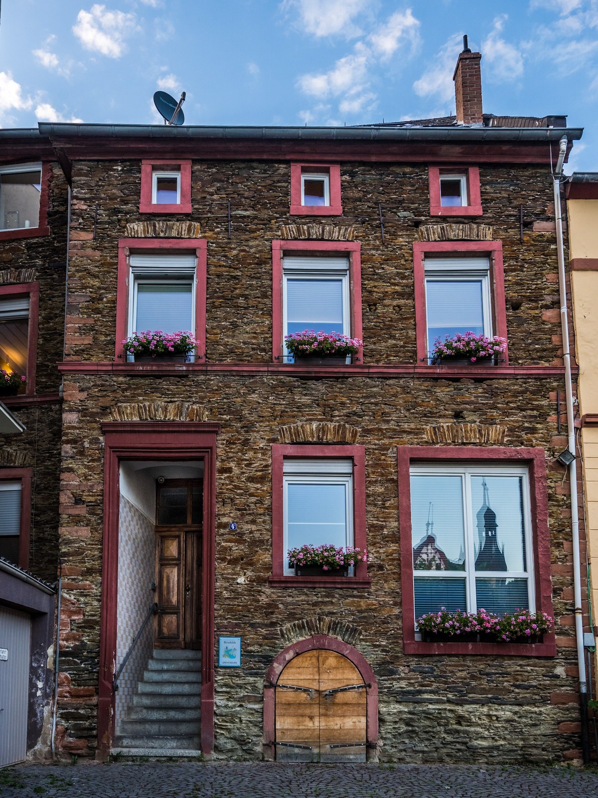 Haus der Ferienwohnungen Reinhilde am Marktplatz in Traben